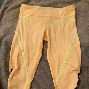 Lululemon crop leggings